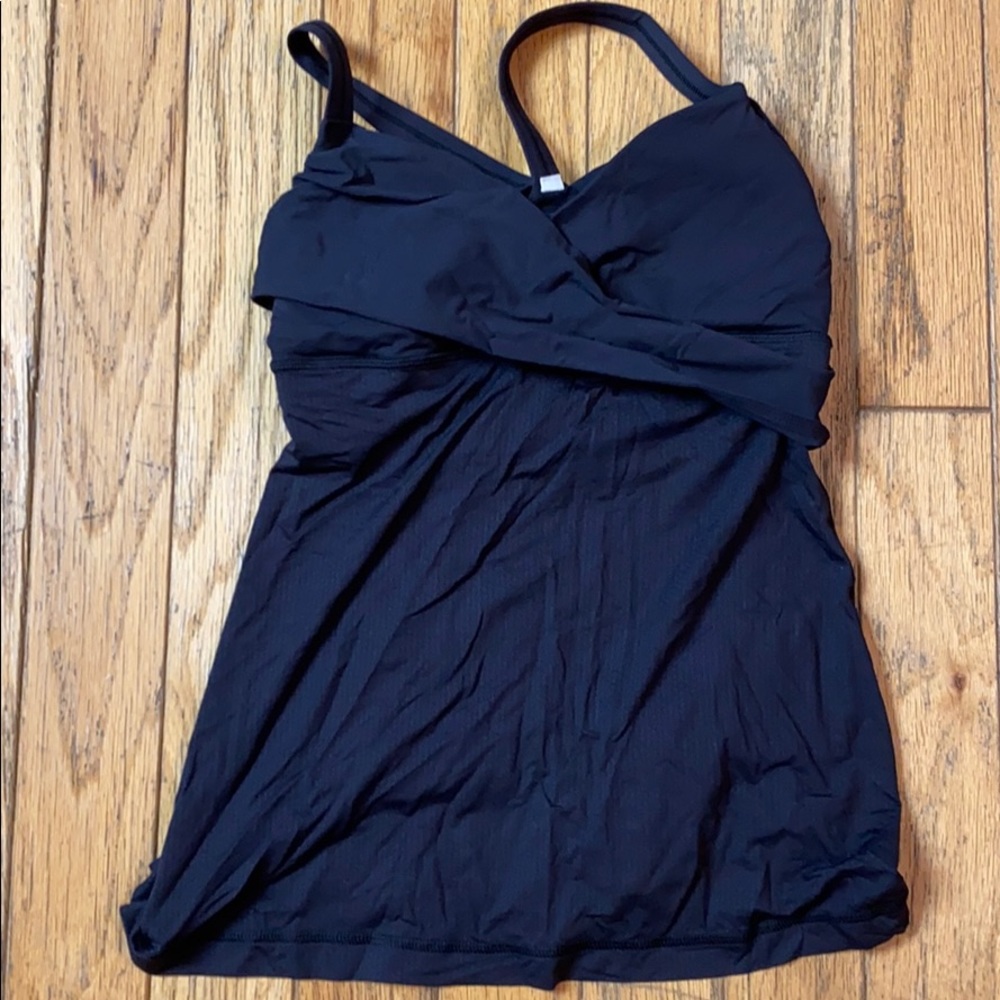 Lululemon top